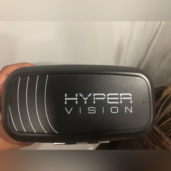 Virtual Reality Goggles - Picture 2 of 4